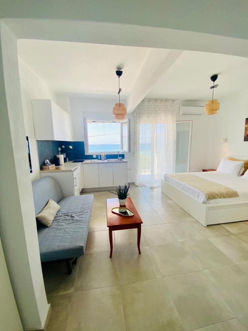 Sea View Apartment2